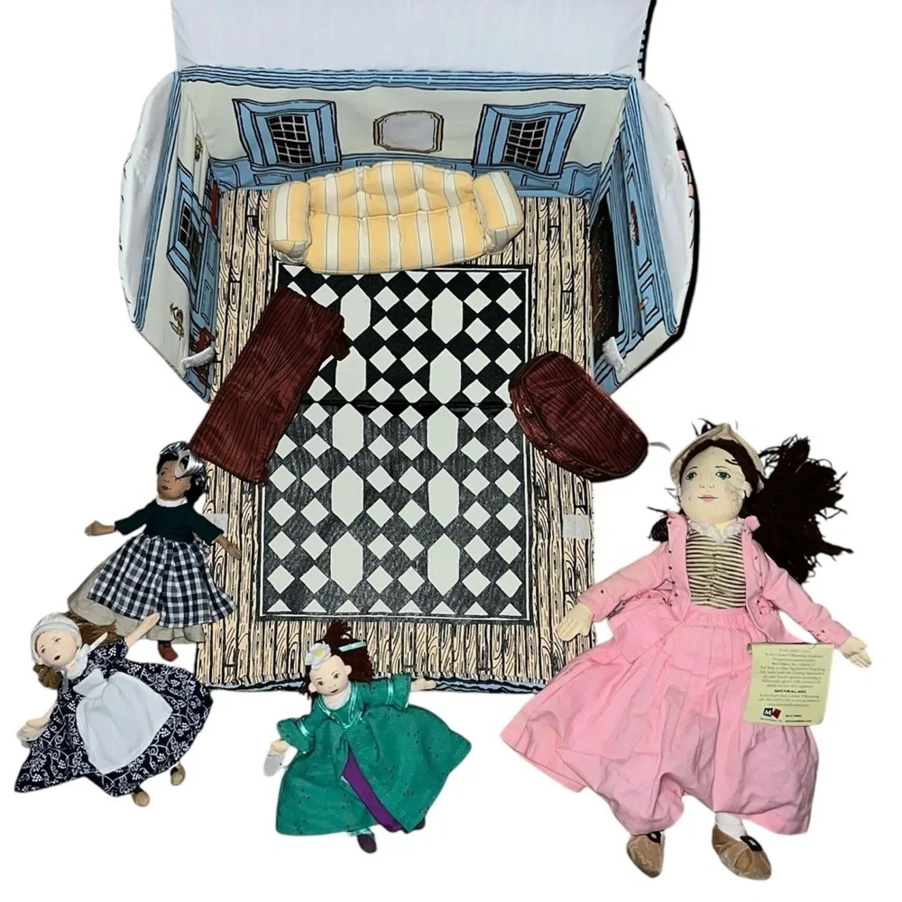 Vintage Colonial Williamsburg Cloth Fabric Dollhouse with Furniture and Dolls